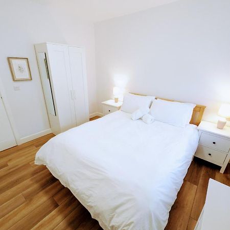 Blossom Holiday Lets - 94 Roseberry Cottages Гисборо Экстерьер фото